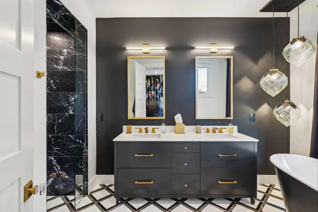 3813 1a Street SW Calgary AB T2S 1R4