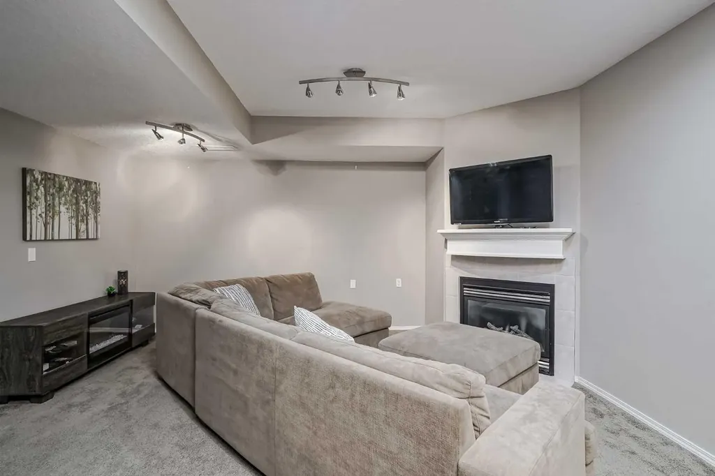260 Chaparral Ridge Circle SE Calgary AB T2X 3M6