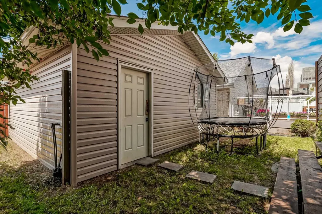 260 Chaparral Ridge Circle SE Calgary AB T2X 3M6