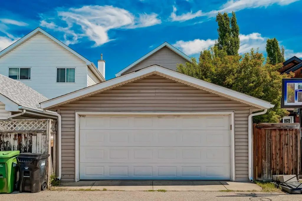 260 Chaparral Ridge Circle SE Calgary AB T2X 3M6