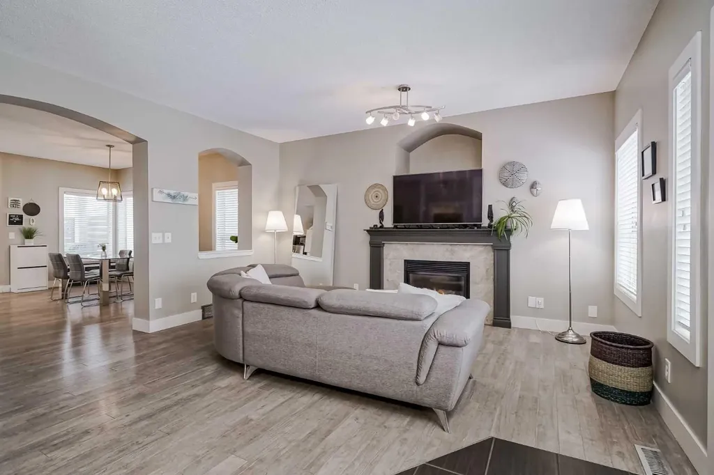 260 Chaparral Ridge Circle SE Calgary AB T2X 3M6