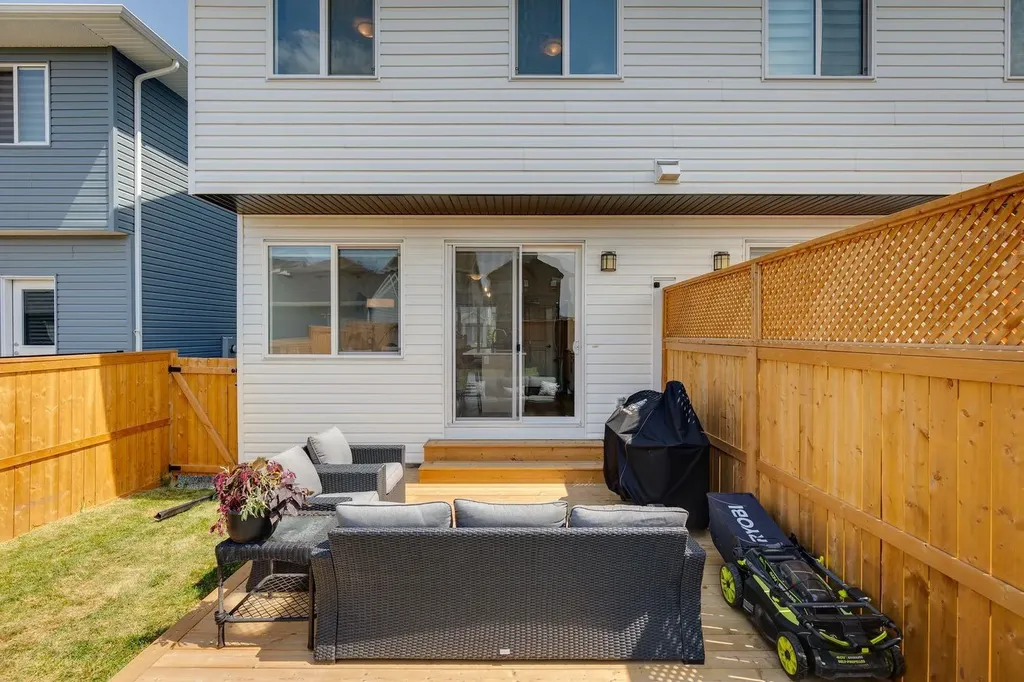 135 Creekstone Drive SW Calgary AB T2X 4Y3