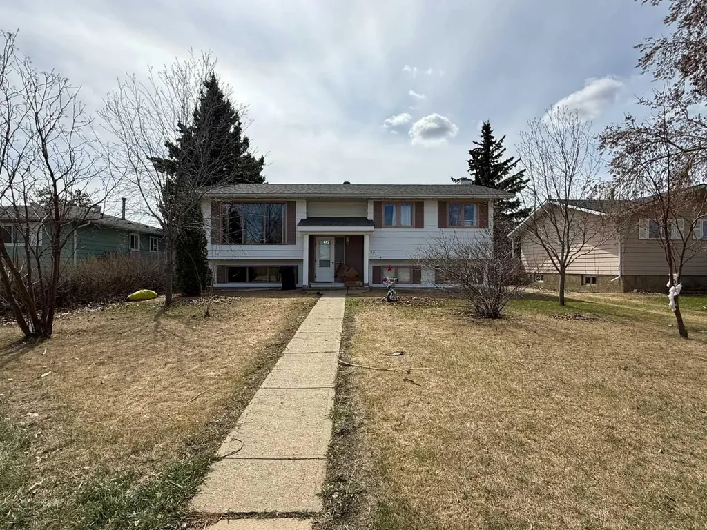 5311 50 Avenue Grimshaw AB T0H 1W0