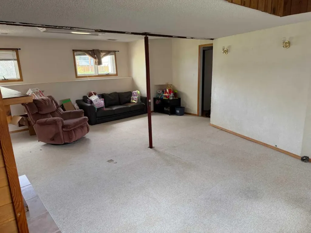 5311 50 Avenue Grimshaw AB T0H 1W0