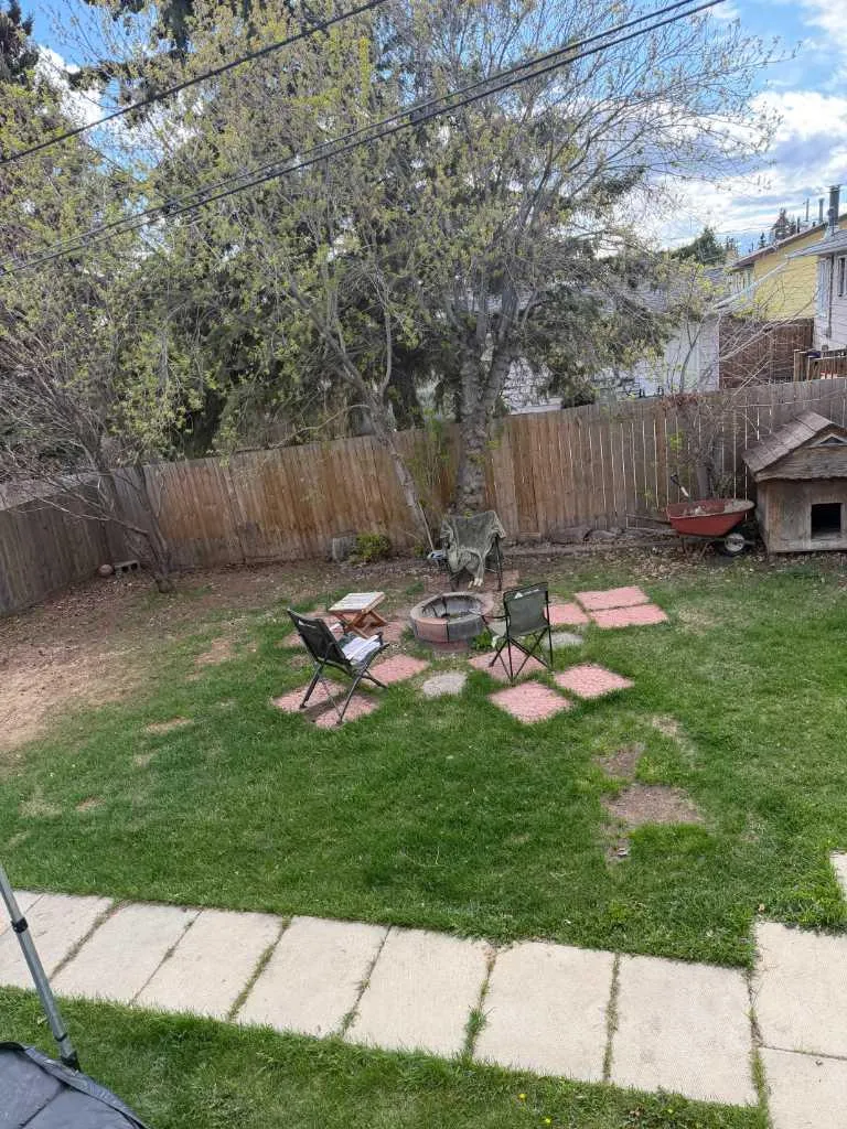 5311 50 Avenue Grimshaw AB T0H 1W0