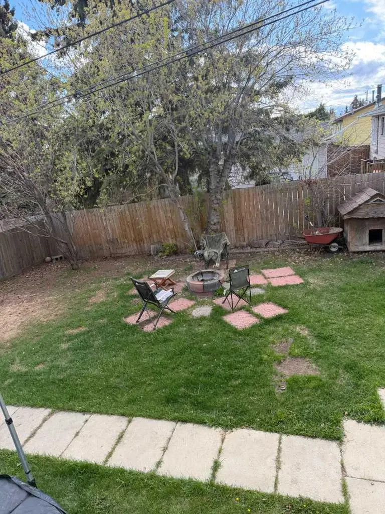 5311 50 Avenue Grimshaw AB T0H 1W0