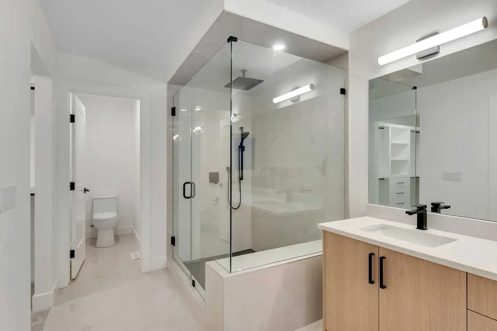 153 Waterford Passage Chestermere AB T1X 3B6