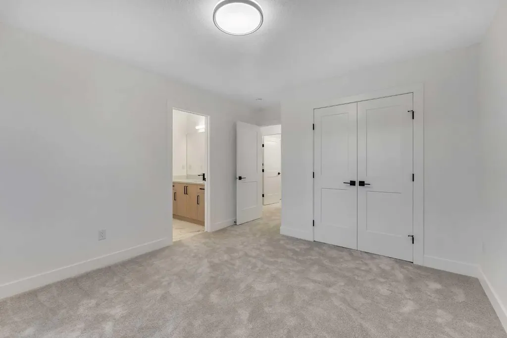 153 Waterford Passage Chestermere AB T1X 3B6