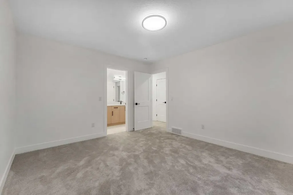 153 Waterford Passage Chestermere AB T1X 3B6