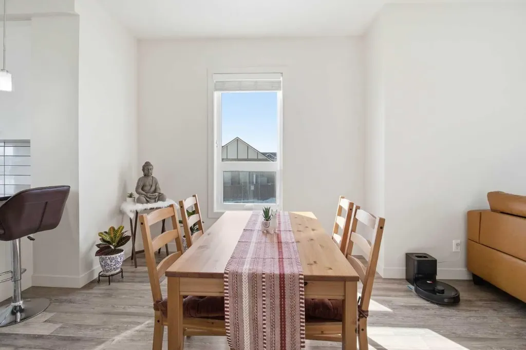 11 Evanscrest Mews NW Calgary AB T3P 0Y1