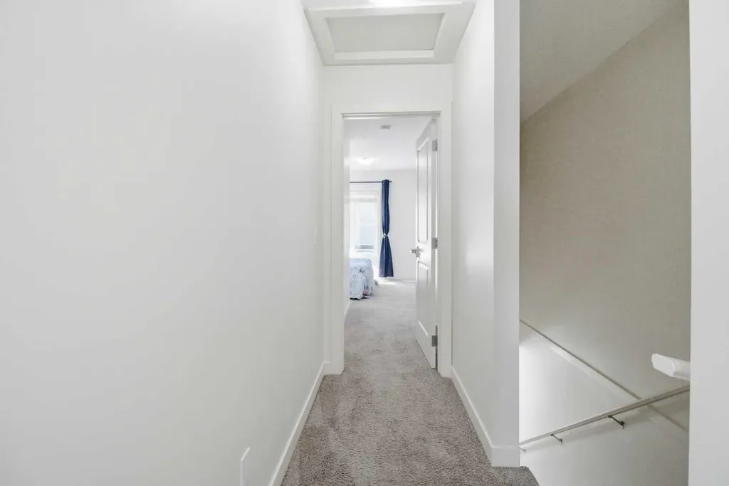 11 Evanscrest Mews NW Calgary AB T3P 0Y1