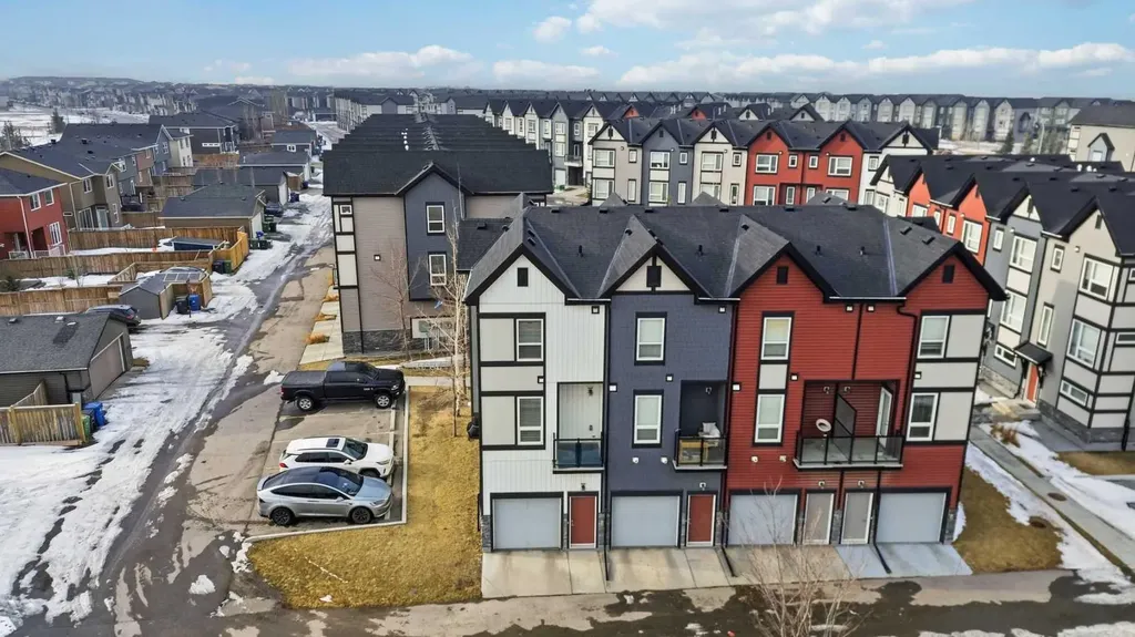 11 Evanscrest Mews NW Calgary AB T3P 0Y1