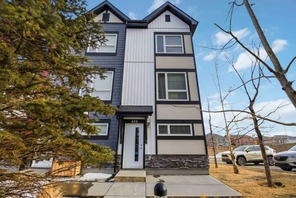 11 Evanscrest Mews NW Calgary AB T3P 0Y1