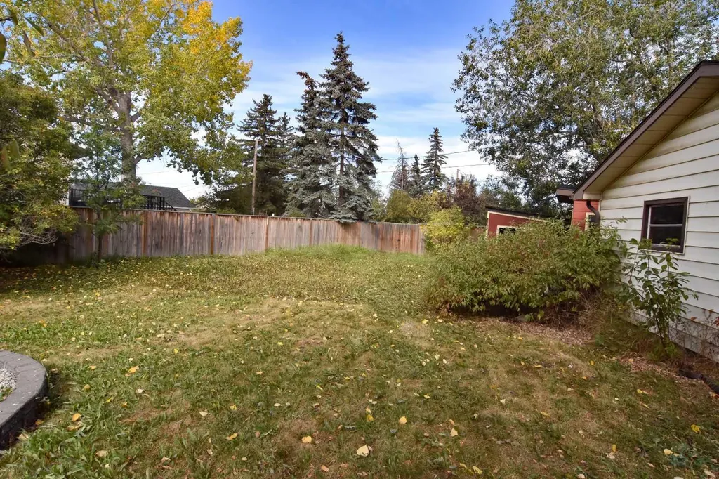309 Main Street NW Airdrie AB T4B 1E2