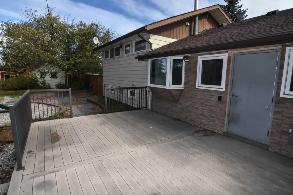 309 Main Street NW Airdrie AB T4B 1E2