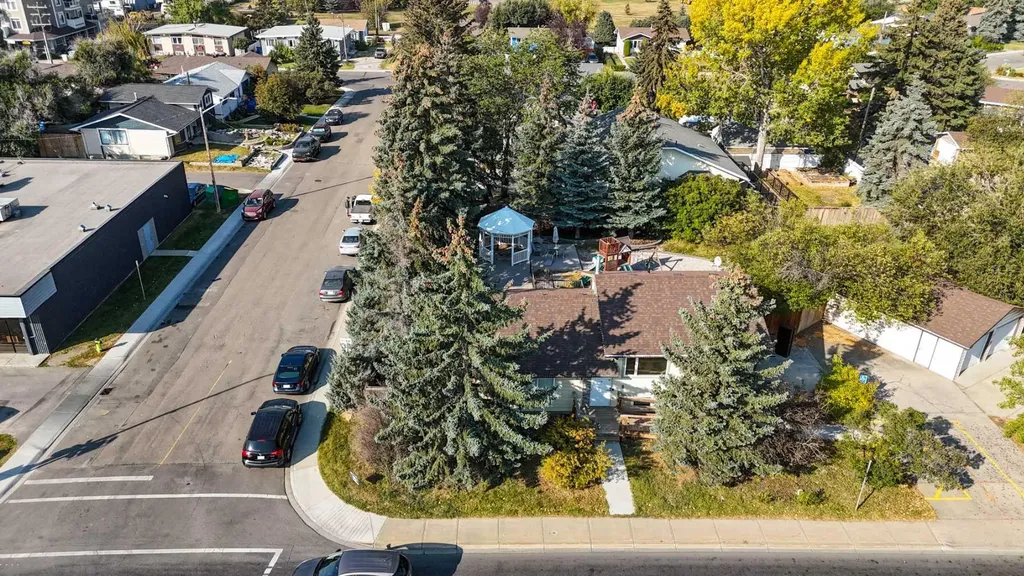 309 Main Street NW Airdrie AB T4B 1E2