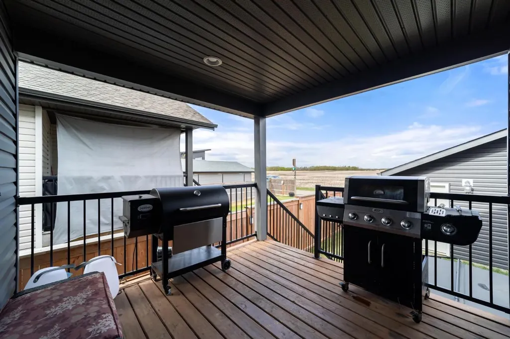4414 75 Street Camrose AB T4V 5C9