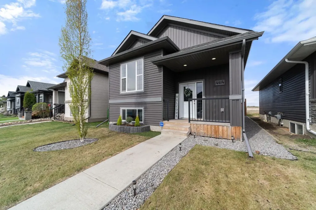 4414 75 Street Camrose AB T4V 5C9