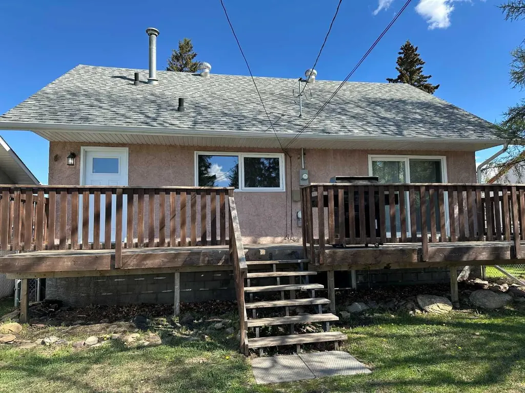 5115 61 Avenue Ponoka AB T4J 1E8