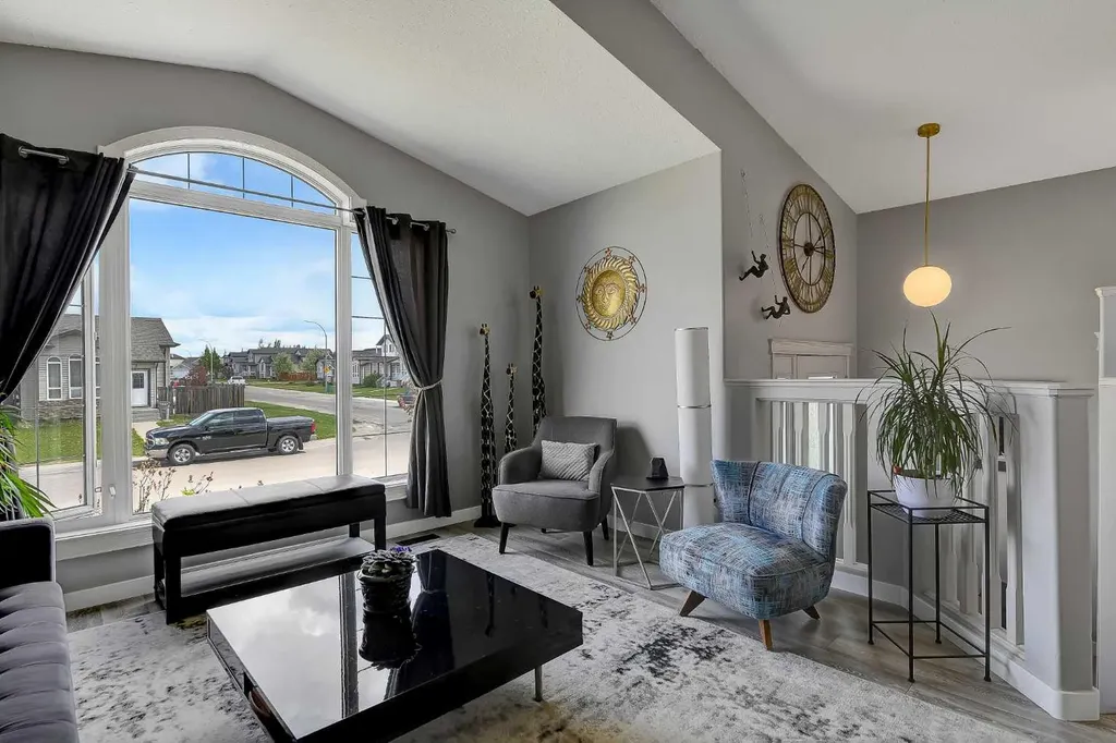 9302 91 Street Grande Prairie AB T8X0C7