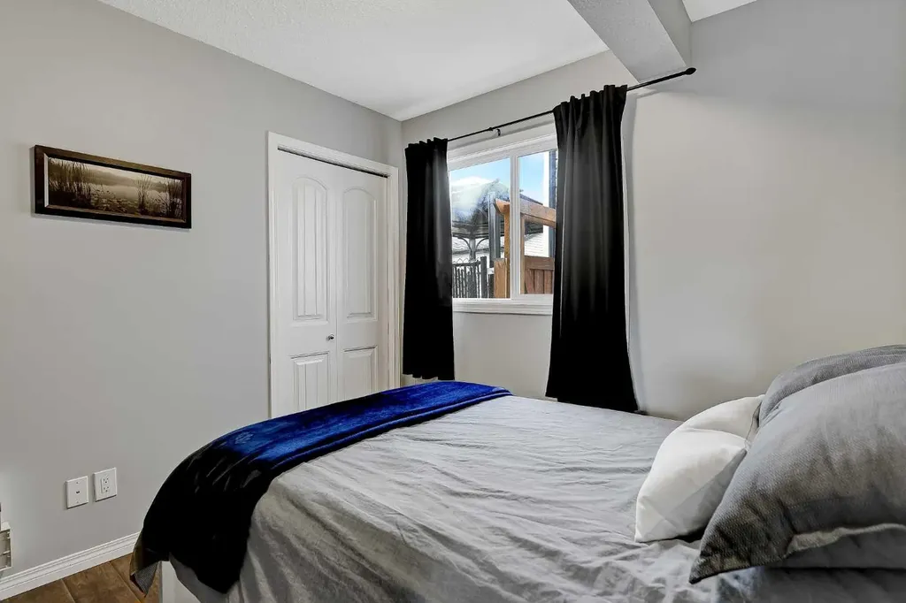 9302 91 Street Grande Prairie AB T8X0C7