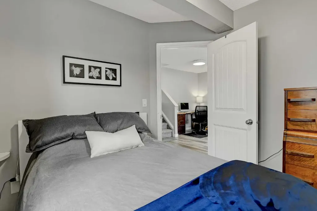 9302 91 Street Grande Prairie AB T8X0C7