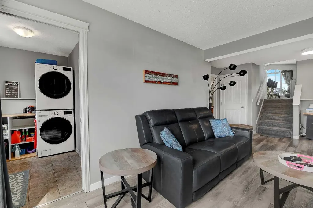 9302 91 Street Grande Prairie AB T8X0C7