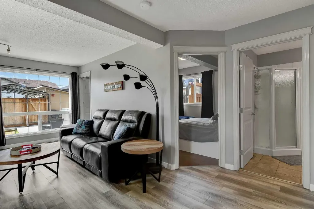 9302 91 Street Grande Prairie AB T8X0C7