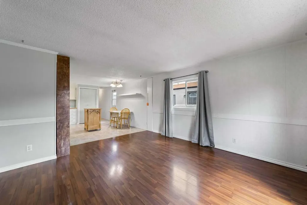 4804C 54 Avenue Camrose AB T4V 3A4