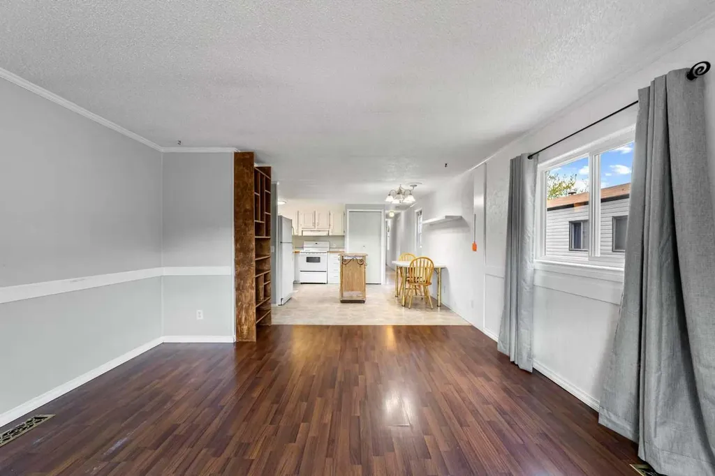 4804C 54 Avenue Camrose AB T4V 3A4
