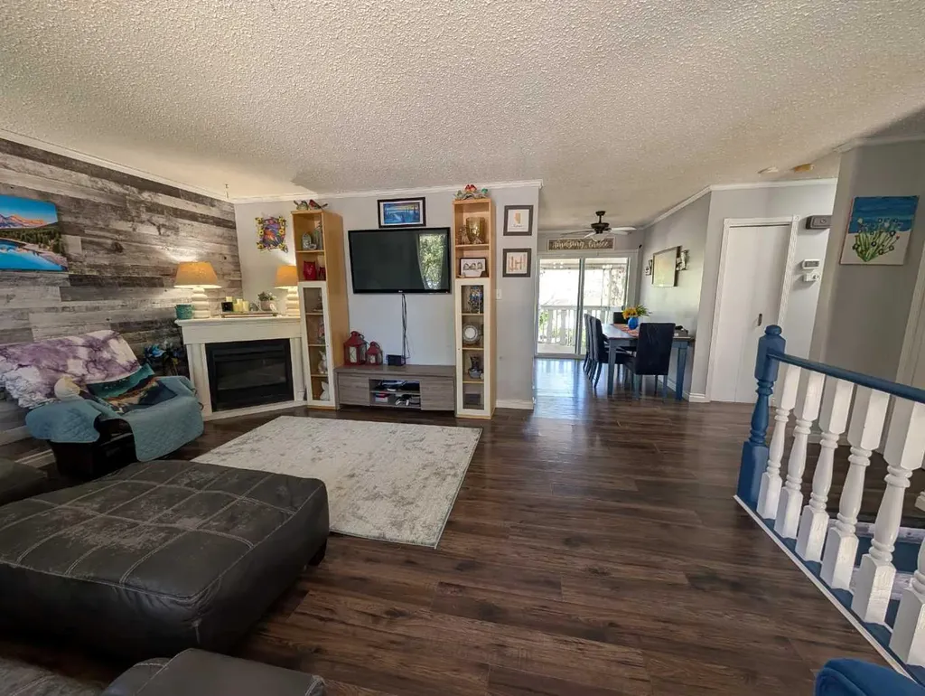 112 Sprague Way SE Medicine Hat AB T1B 2K3