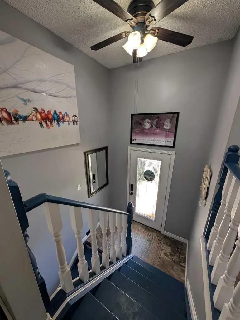 112 Sprague Way SE Medicine Hat AB T1B 2K3