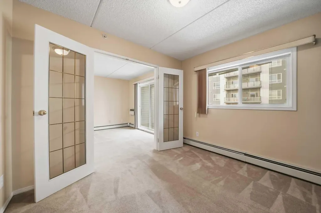 4522 47a Avenue Red Deer AB T4N 3R3