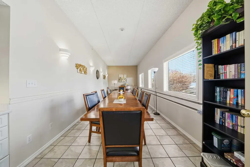 4522 47a Avenue Red Deer AB T4N 3R3