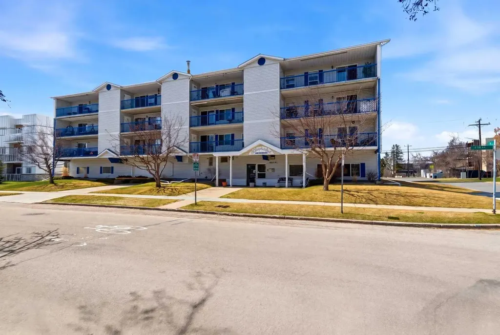 4522 47a Avenue Red Deer AB T4N 3R3