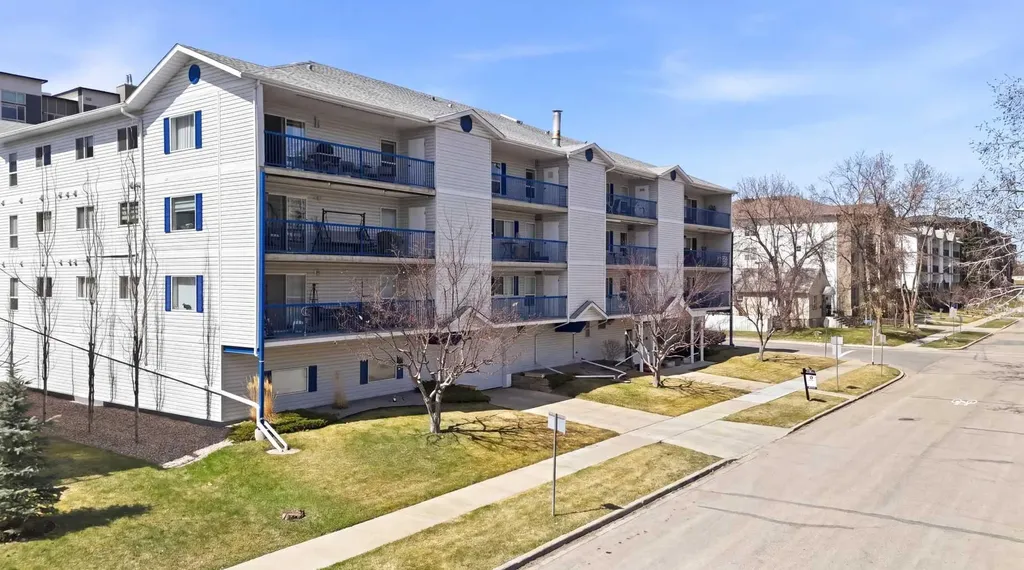 4522 47a Avenue Red Deer AB T4N 3R3