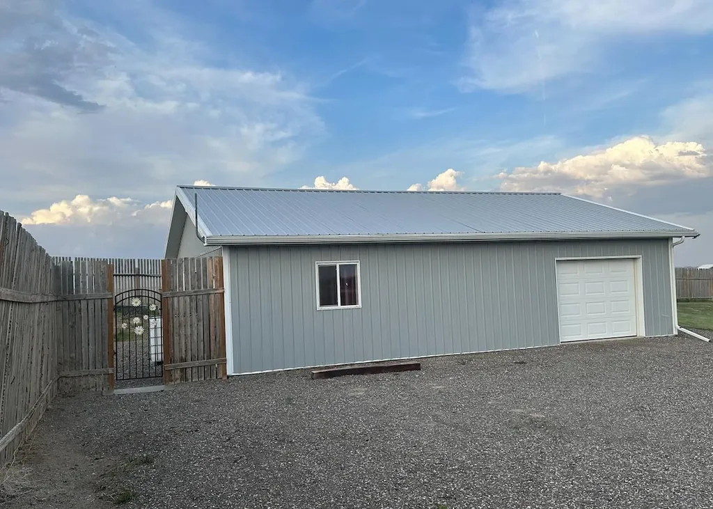 253047 Range Road 253 Rural Wheatland County AB T1P0W1