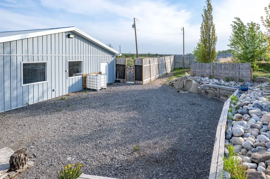 253047 Range Road 253 Rural Wheatland County AB T1P0W1
