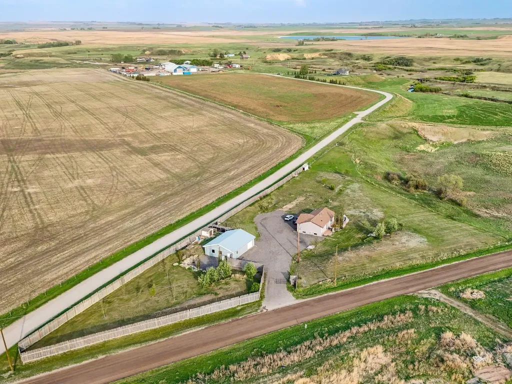 253047 Range Road 253 Rural Wheatland County AB T1P0W1