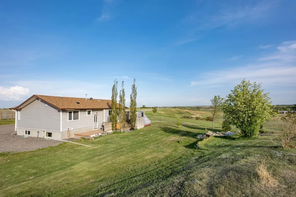 253047 Range Road 253 Rural Wheatland County AB T1P0W1