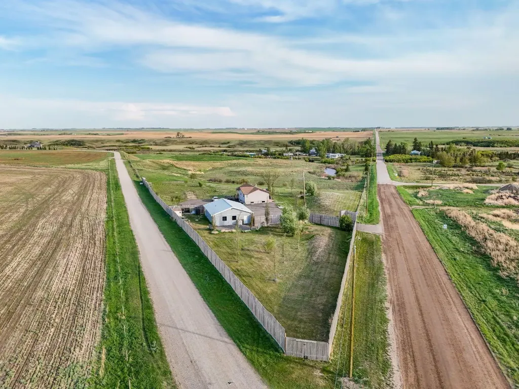 253047 Range Road 253 Rural Wheatland County AB T1P0W1