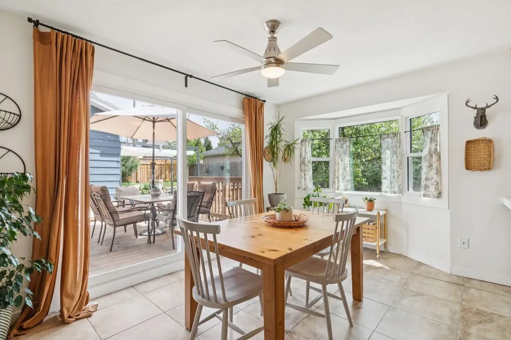 432 Queensland Road SE Calgary AB T2J4G9