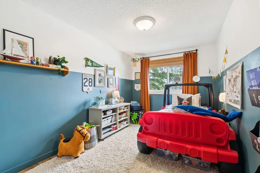 432 Queensland Road SE Calgary AB T2J4G9
