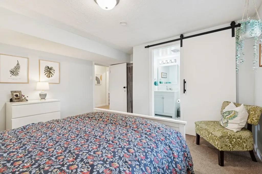 432 Queensland Road SE Calgary AB T2J4G9