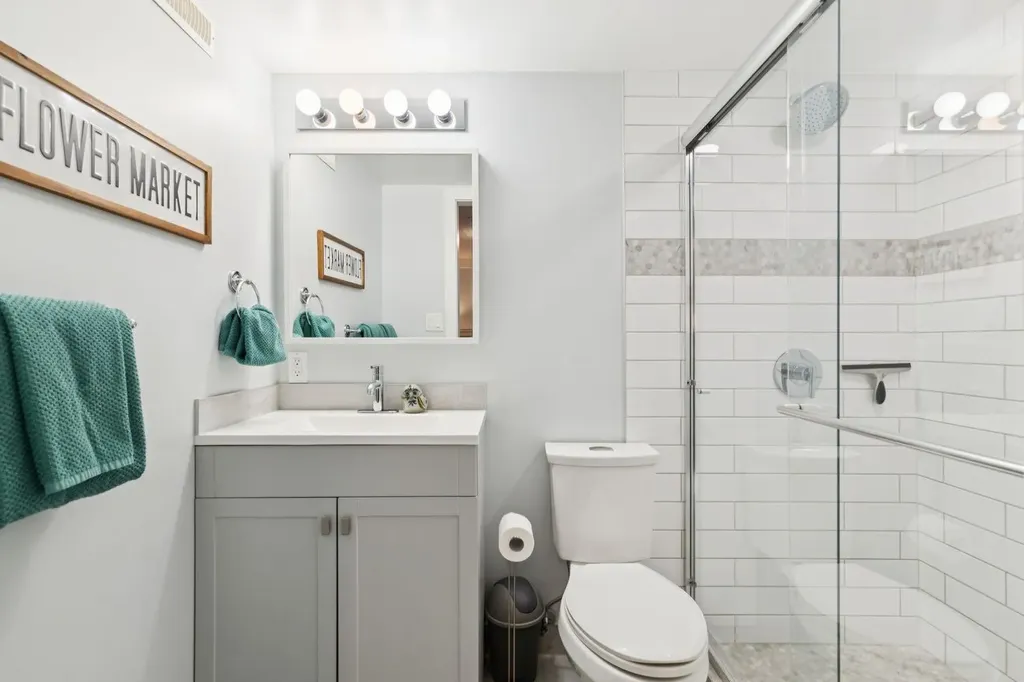 432 Queensland Road SE Calgary AB T2J4G9