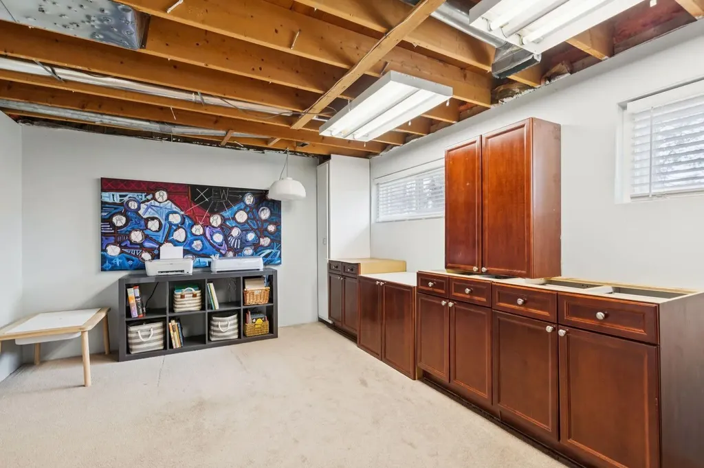 432 Queensland Road SE Calgary AB T2J4G9
