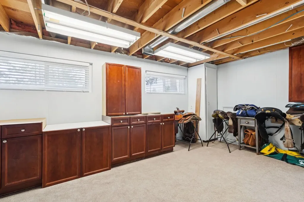 432 Queensland Road SE Calgary AB T2J4G9
