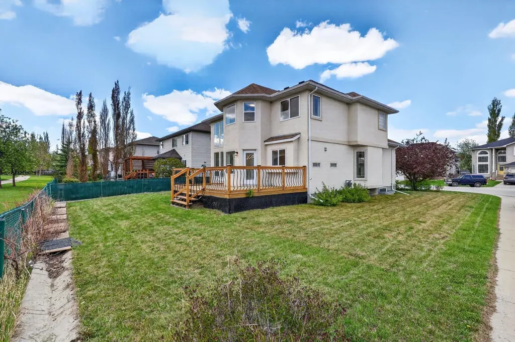 240 Cove Drive Chestermere AB T1X 1E5