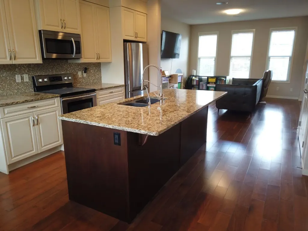 2064 New Brighton Grove SE Calgary AB T2Z 1G1