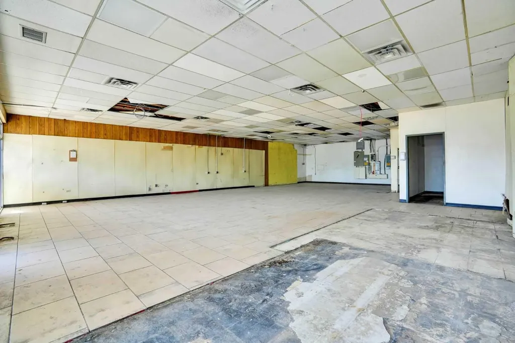 7233 Ogden Road SE Calgary AB T2C 1B7